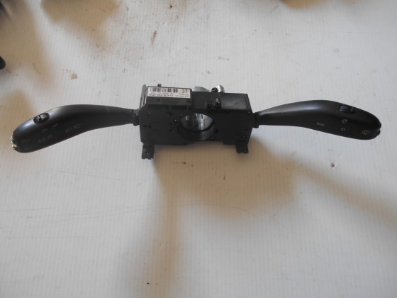 Comutador Luzes Piscas Escovas Seat Ibiza 2003 CLPE479